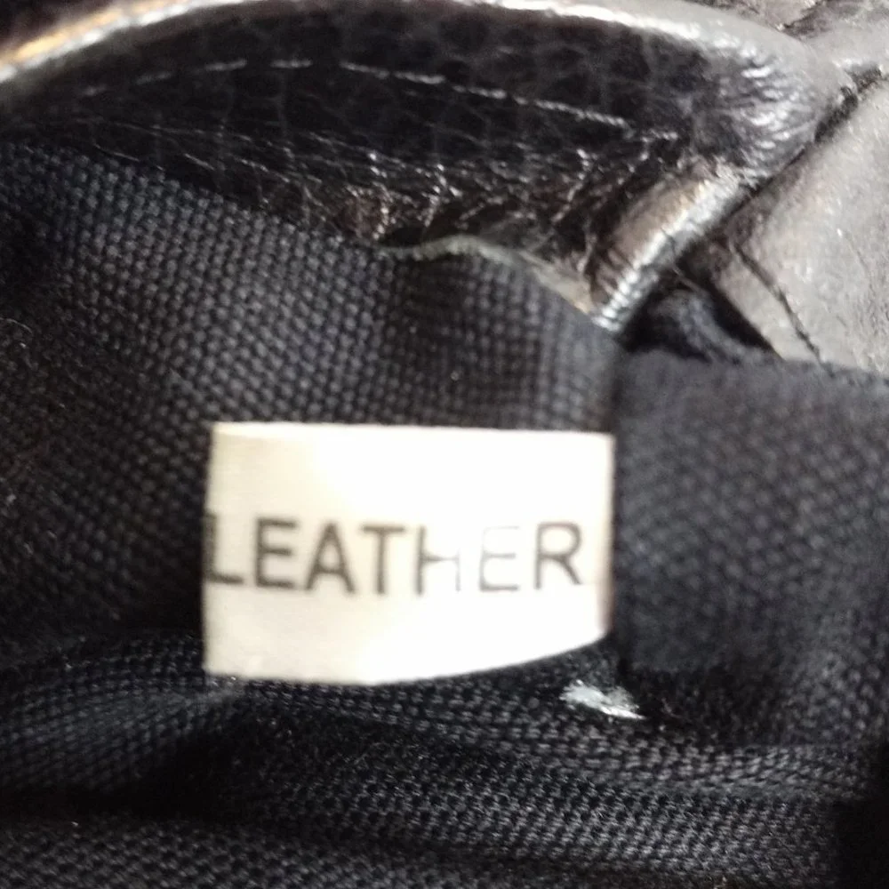 Desmo Leather Mini Purse - Picture 3 of 10